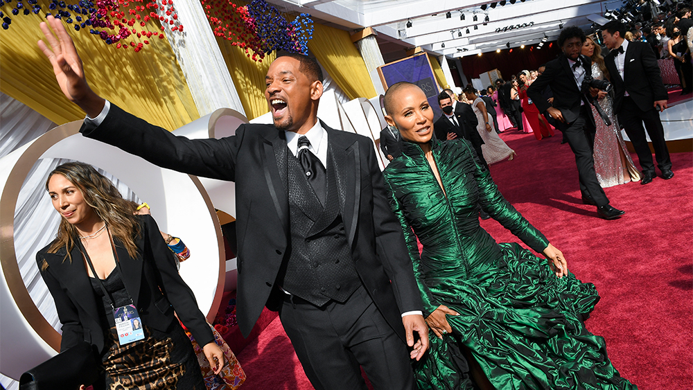 Wurde Will Smith wirklich gebeten, die Oscars zu verlassen?  Quellen sagen nein
