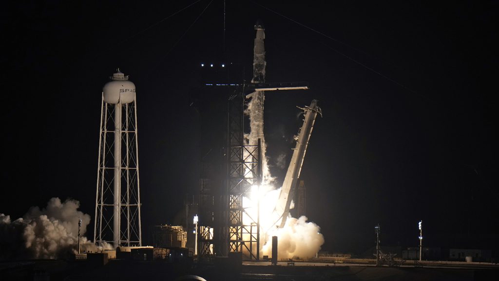 SpaceX startete erfolgreich NASA Crew-4-Astronauten auf dem Weg zur Internationalen Raumstation
