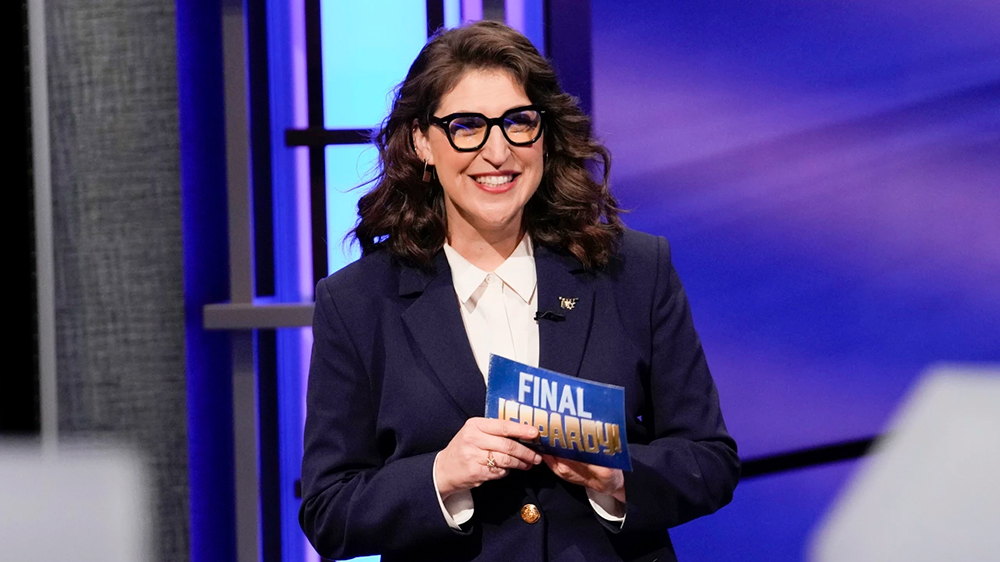 Gruppe „Celebrity Jeopardy“, die voraussichtlich Mayim Bialik hosten wird
