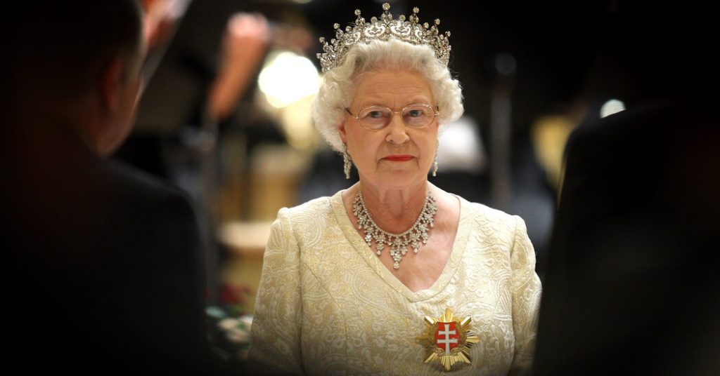 Das Platin-Jubiläum von Queen Elizabeth: Sieben Jahrzehnte in Bildern