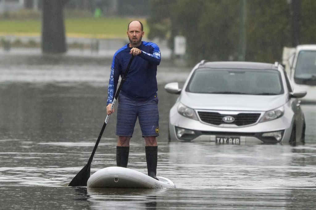 Überschwemmungen in Sydney belasten 50.000 Menschen in Australiens größter Stadt