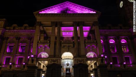 Das Rathaus von Melbourne wird am 9. August rosa.