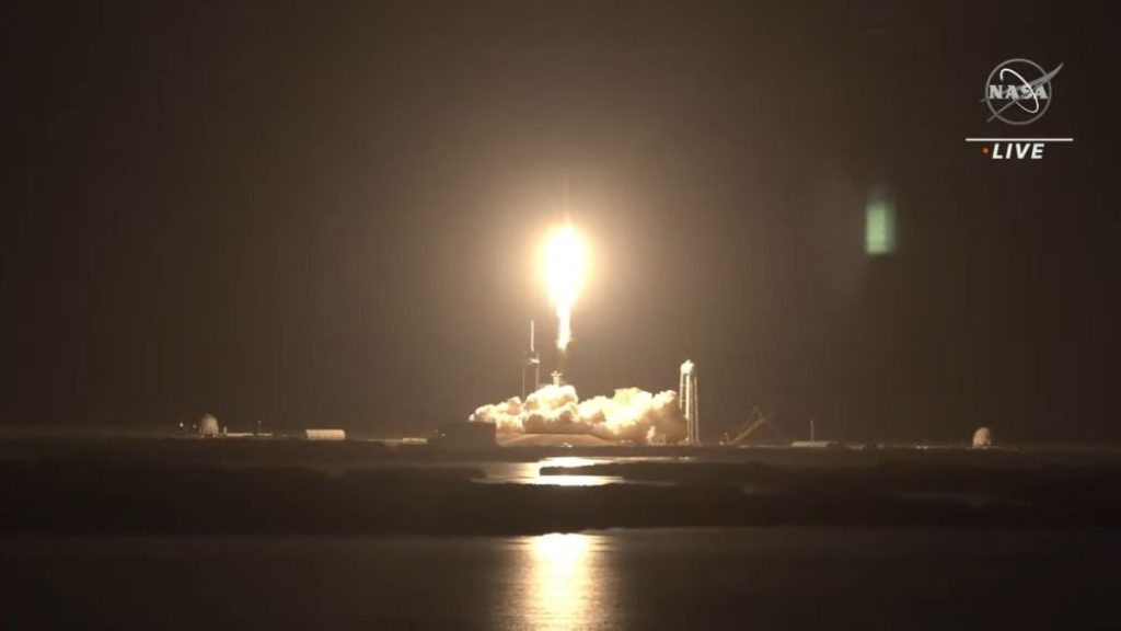 SpaceX behandelt Schäden an Falcon 9 vor dem Start des Crew-5-Astronauten