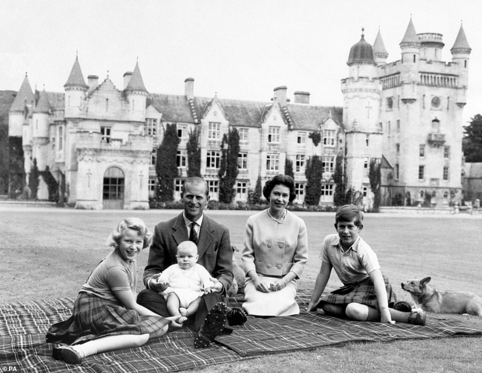 Seit mehr als einem halben Jahrhundert besucht die Familie das schottische Schloss regelmäßig
