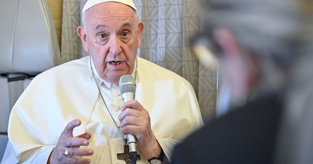 Papst sagt, Waffenlieferungen an die Ukraine seien zur Selbstverteidigung moralisch vertretbar