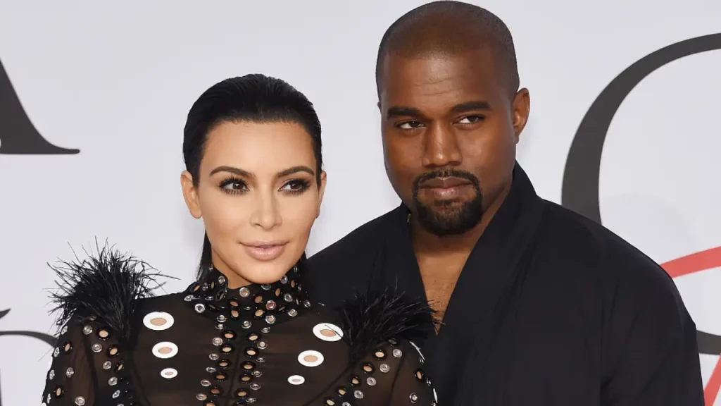 Kanye West spricht über die gemeinsame Elternschaft mit Kim Kardashian;  Er sagt, er gebe ihr "immer noch" Ratschläge