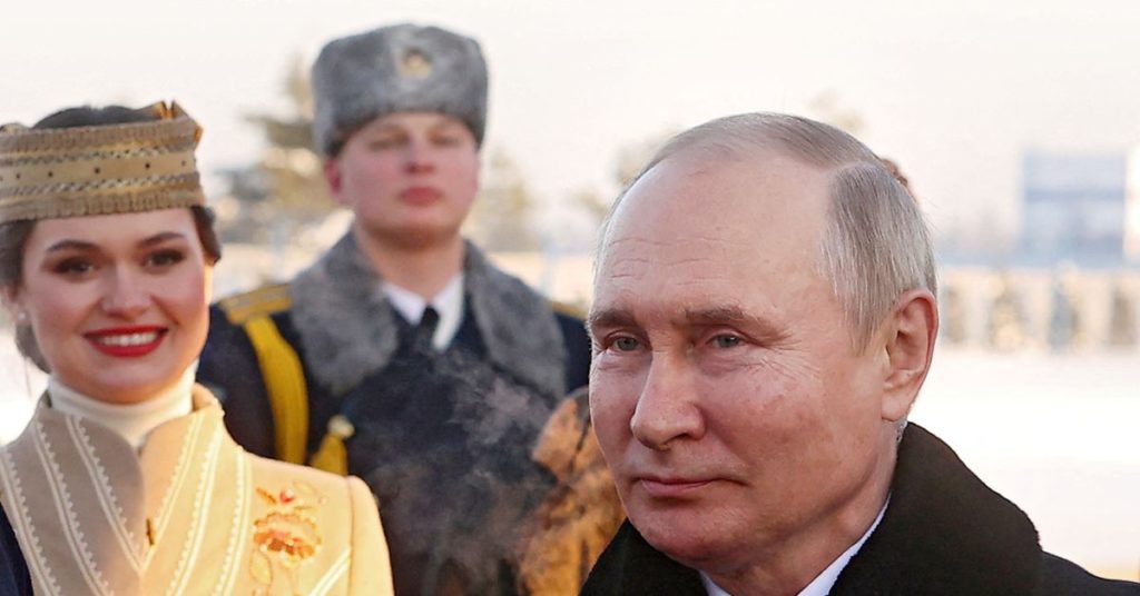 Putin trifft aus Angst vor einem neuen Angriff auf die Ukraine zu Gesprächen in Weißrussland ein
